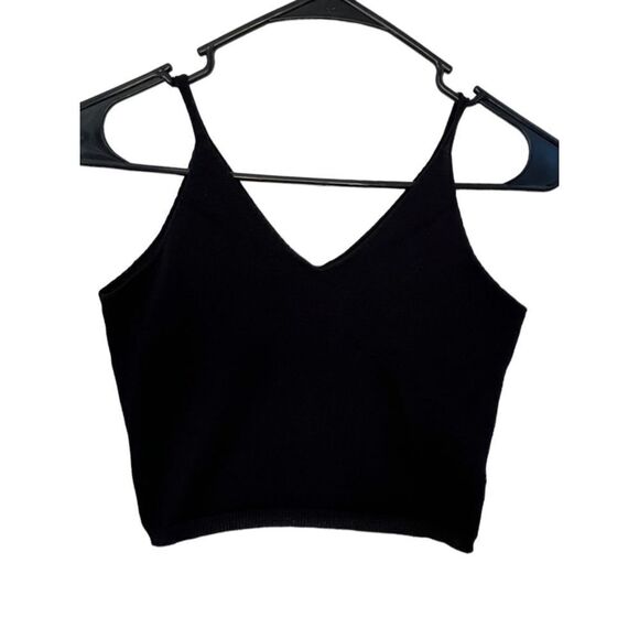 SHEIN Basic Cropped Black Tank Top - Picture 2 of 3